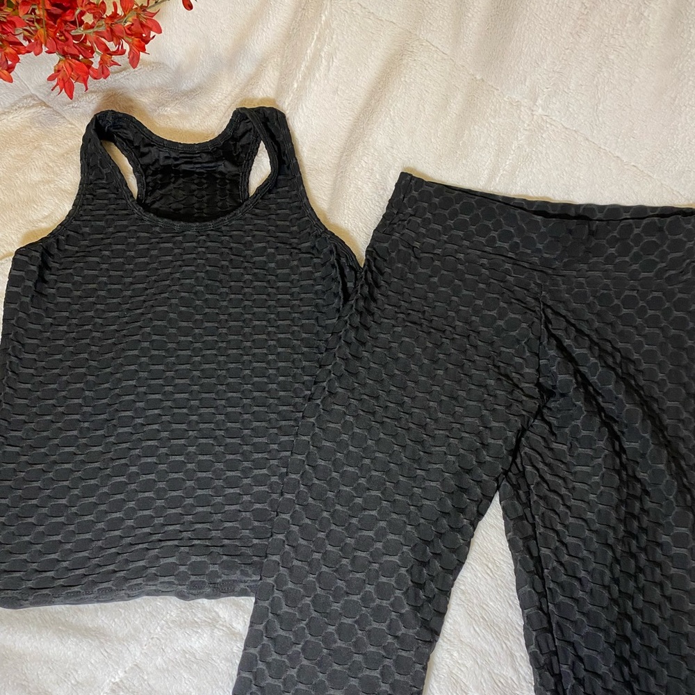 Tik Tok leggings and top